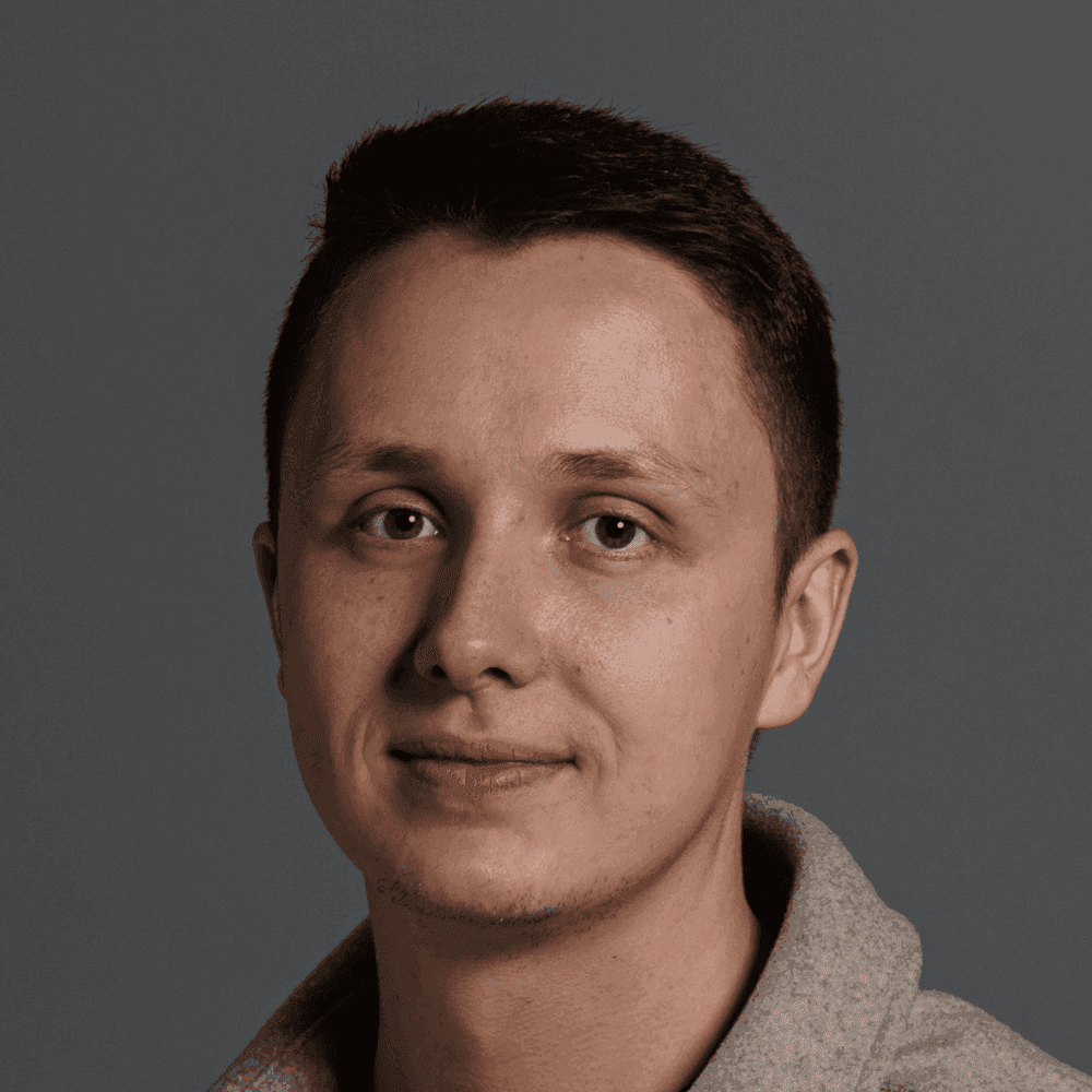 ВіталійОксенюк
